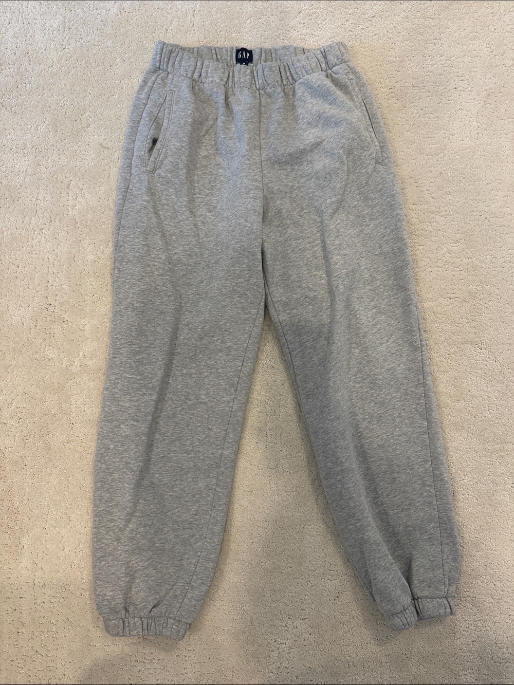 GAP women’s Medium Gray joggers Sweatpants